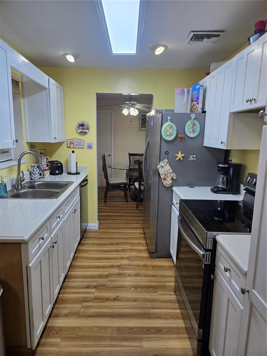Conveinent Galley kitchen.