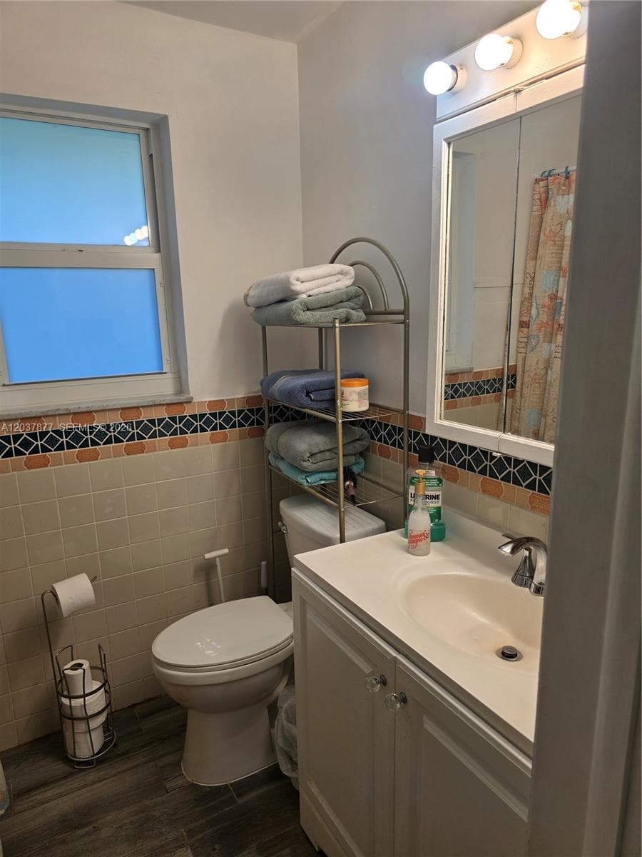 Primary Bathroom.