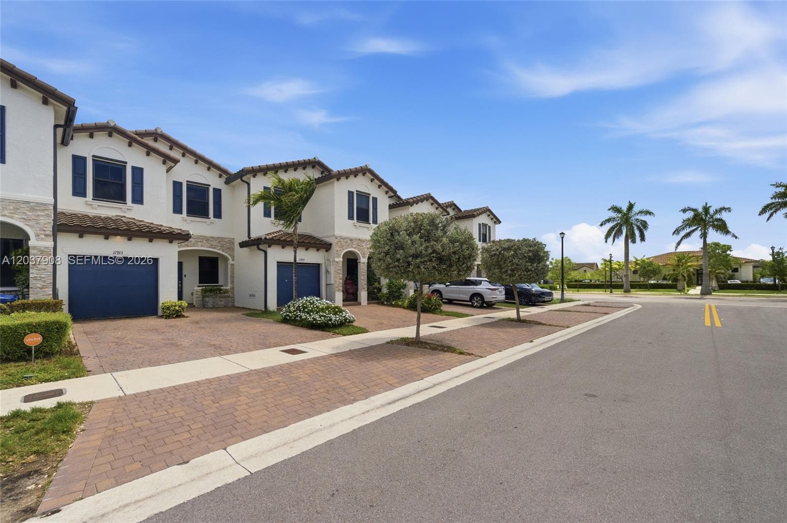 11913 SW 244th Ln photo 2