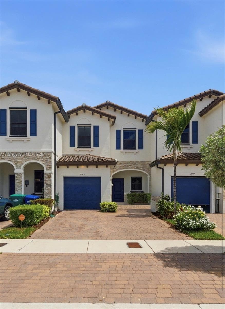 11913 SW 244th Ln photo 1