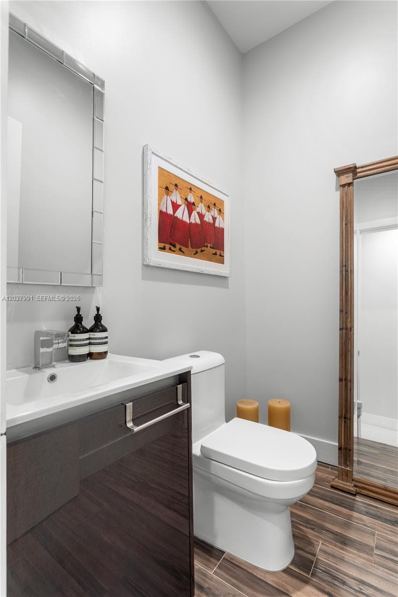 Powder room