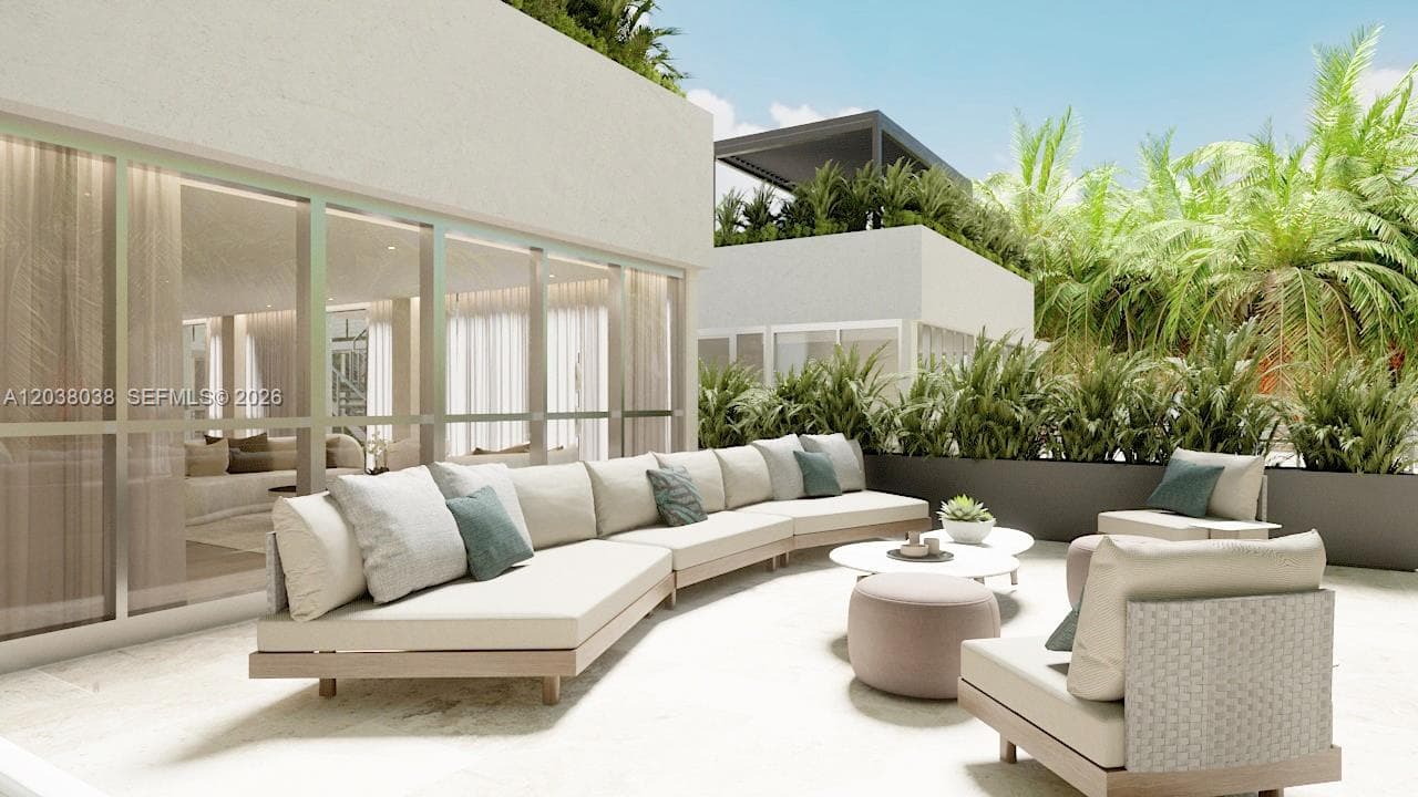 Villa Sofia · #305 in Miami Beach - Photo 9
