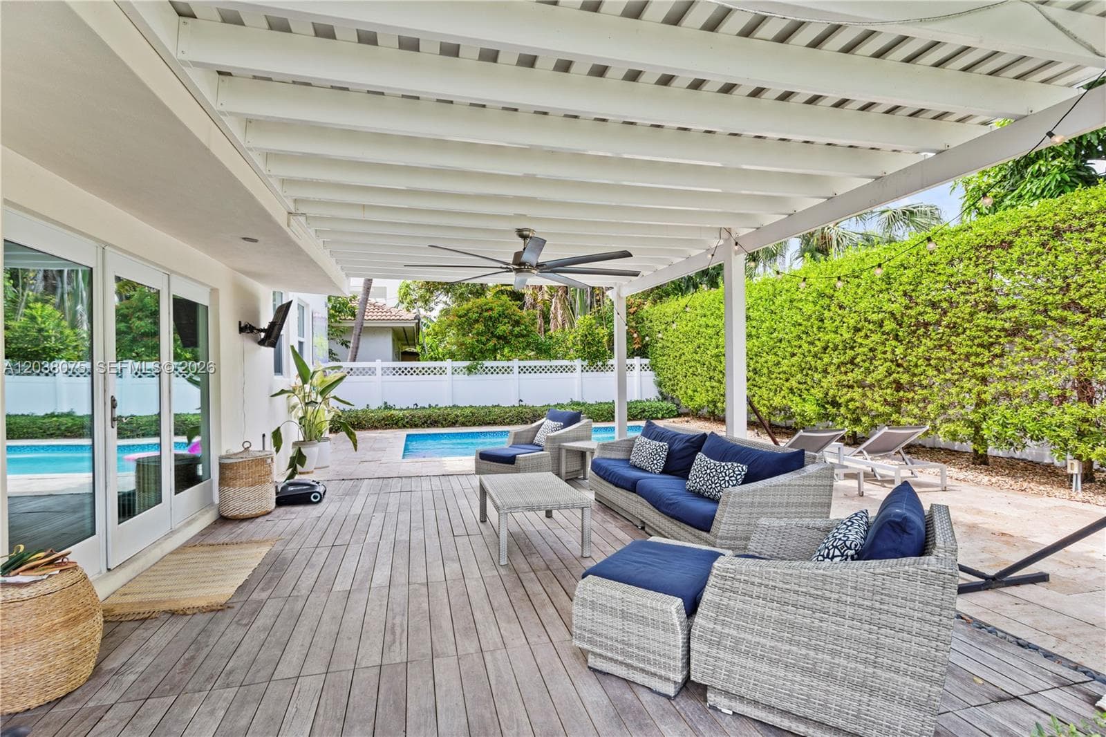 7611 Miami View Dr photo 47