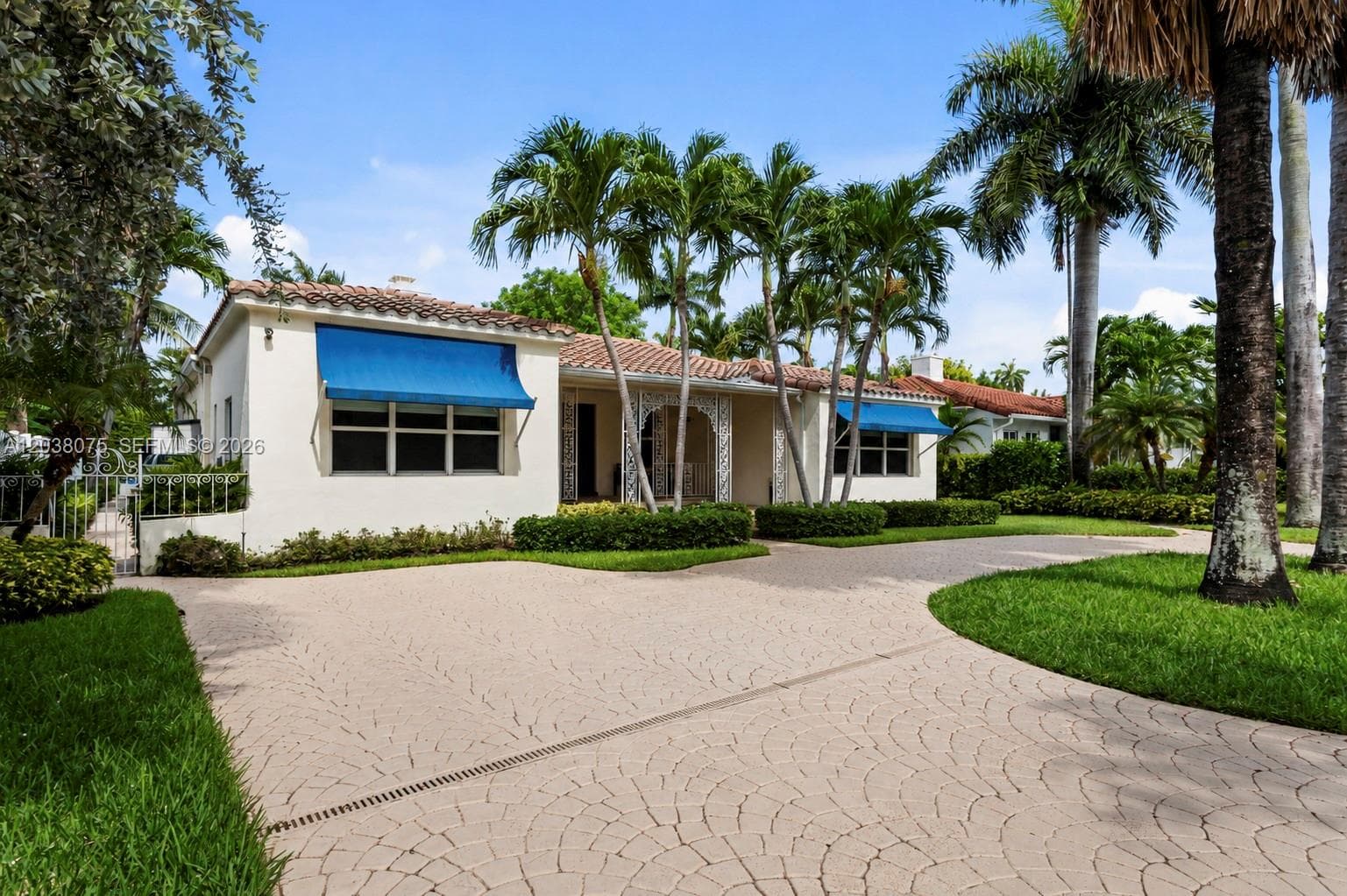 7611 Miami View Dr photo 3