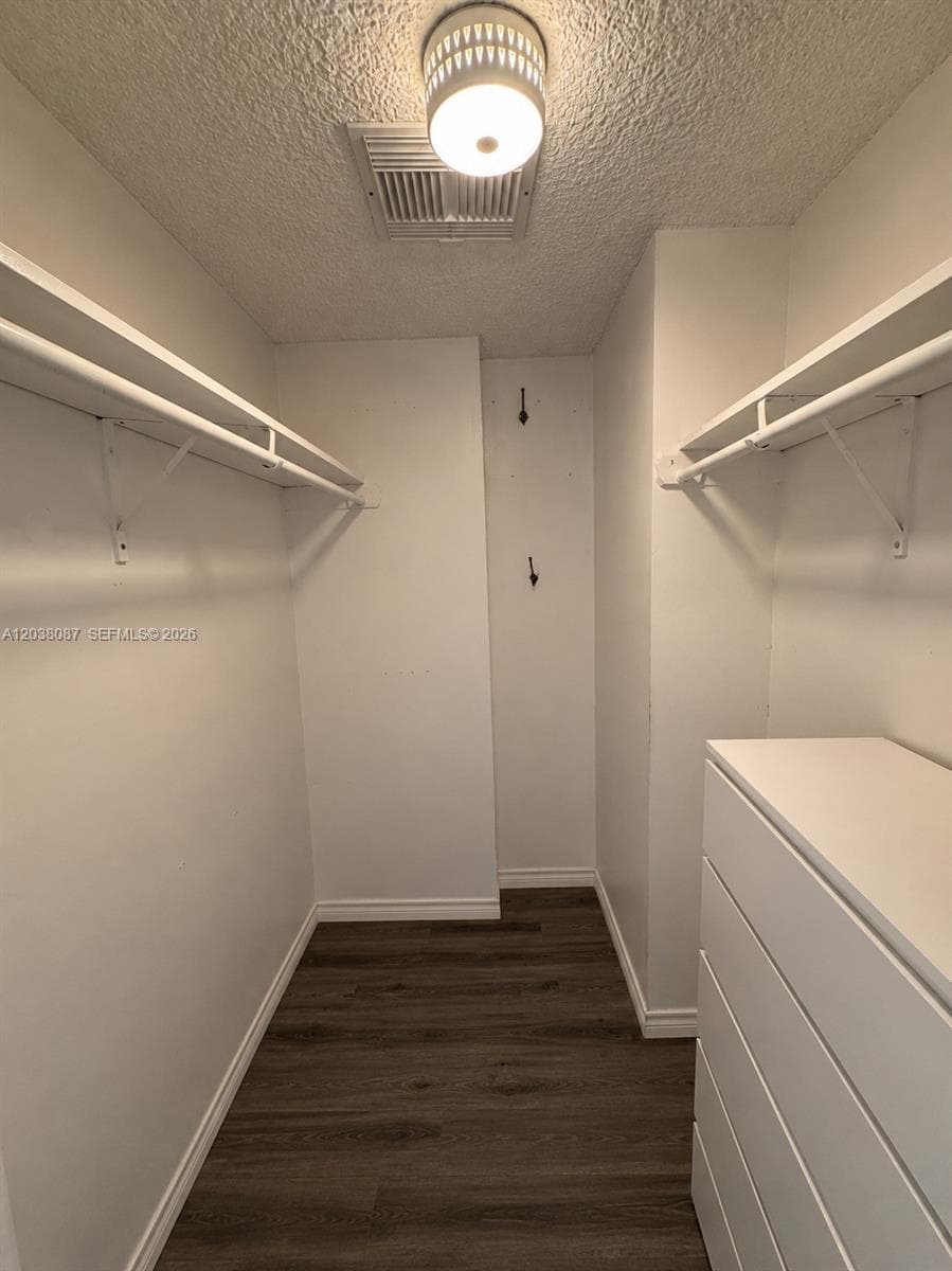 Commodore Plaza · #810 in Aventura - Photo 3