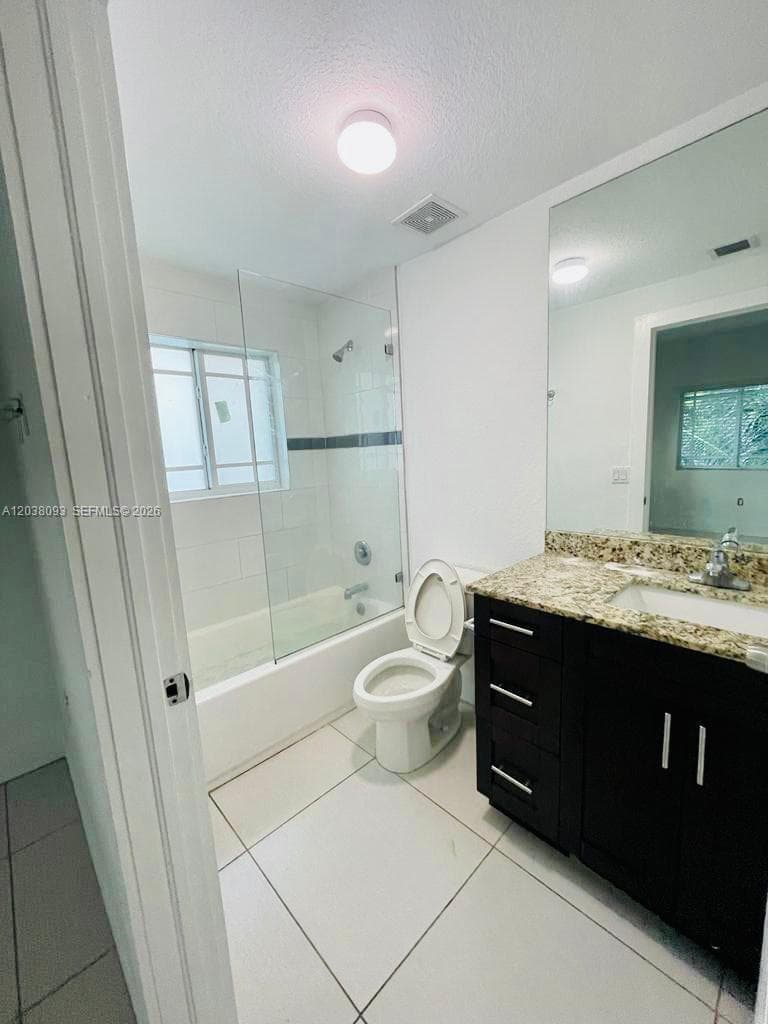 LIVE OAK CONDOMINIUMS · #201 in Hallandale Beach - Photo 13