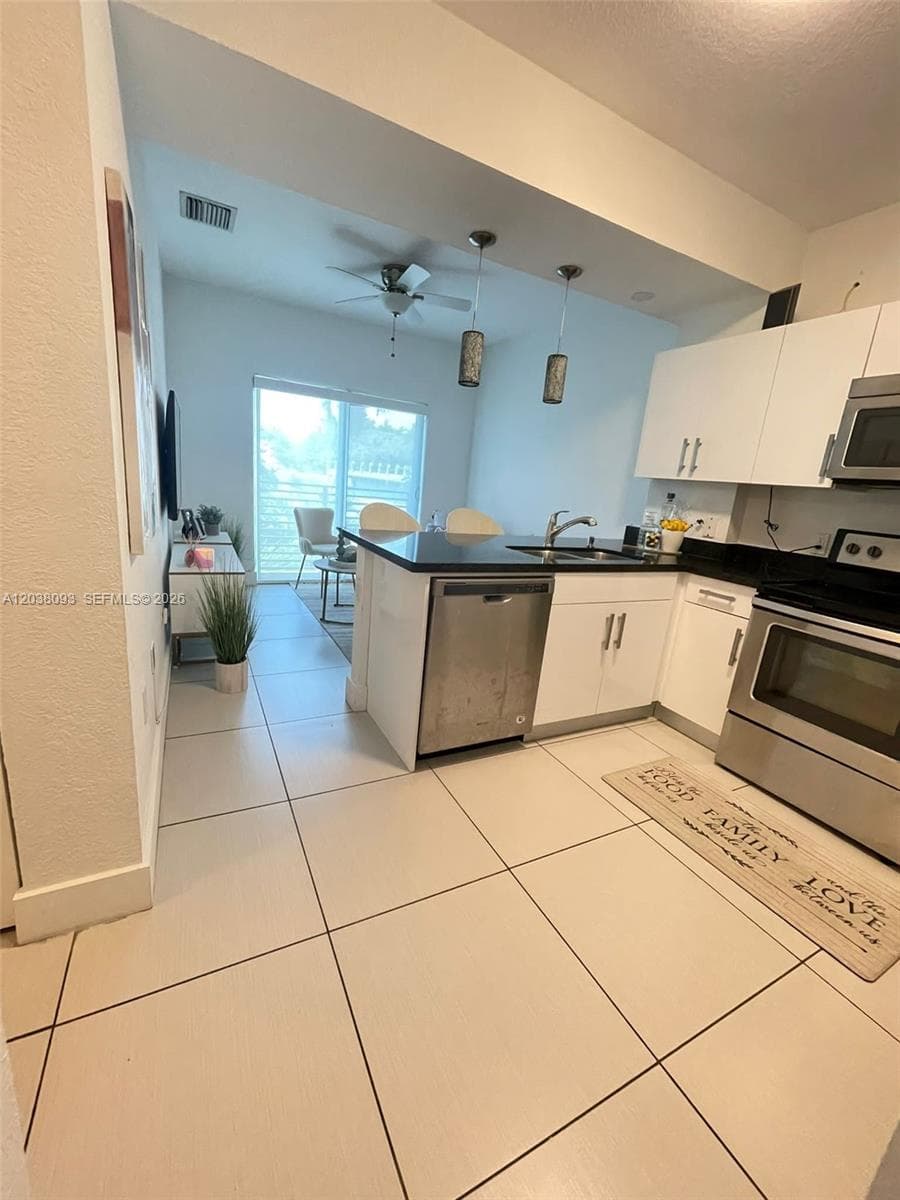 LIVE OAK CONDOMINIUMS · #201 in Hallandale Beach - Photo 7