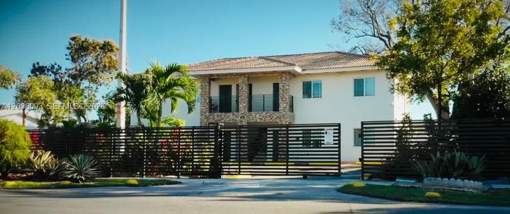 LIVE OAK CONDOMINIUMS · #201 in Hallandale Beach - Photo 21