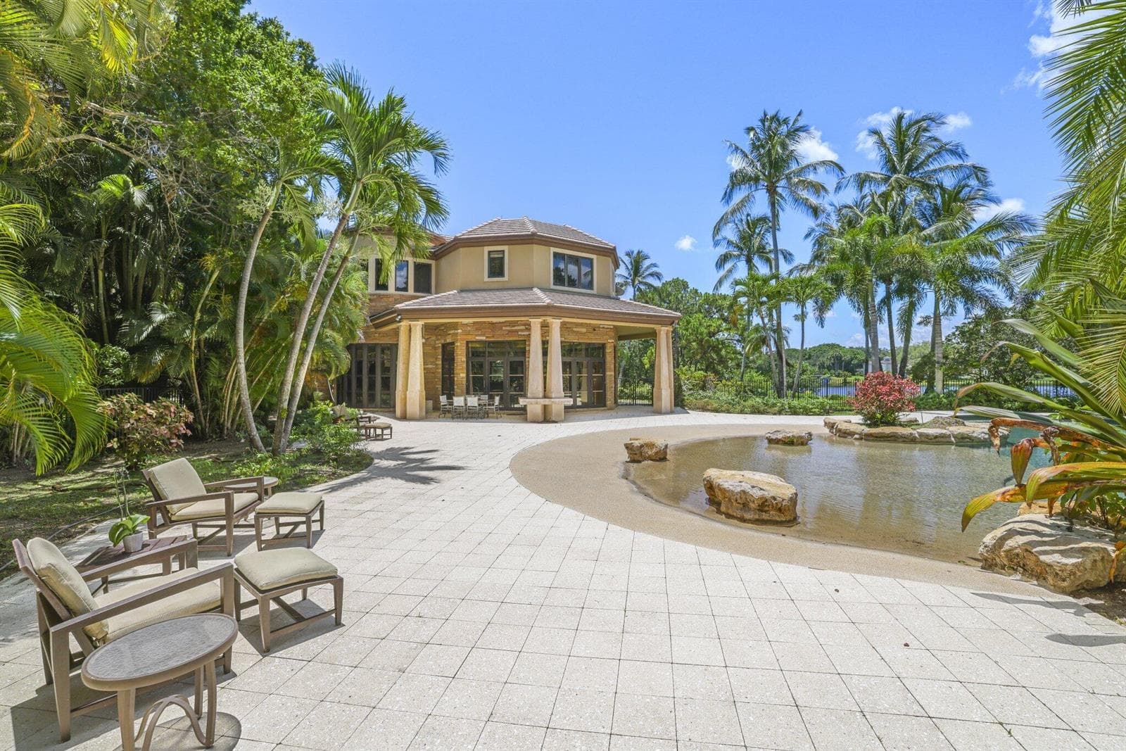 6001 Le Lac Road - 43.jpg-SMALL