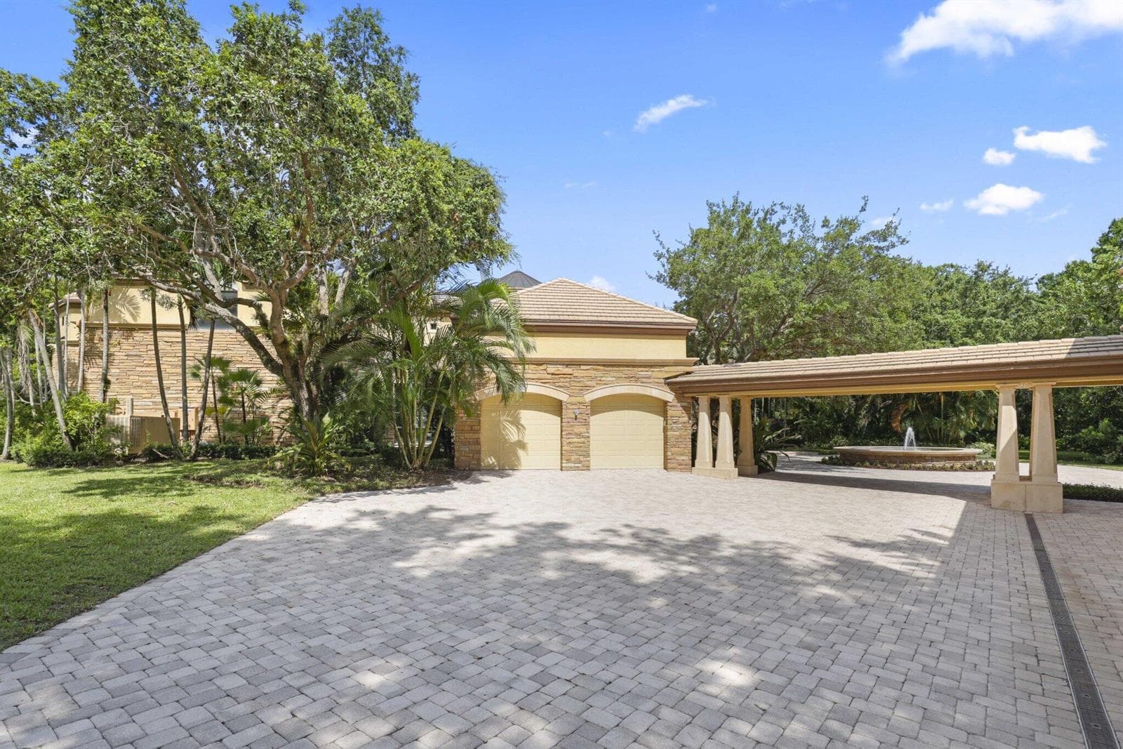 6001 Le Lac Road - 31.jpg-SMALL
