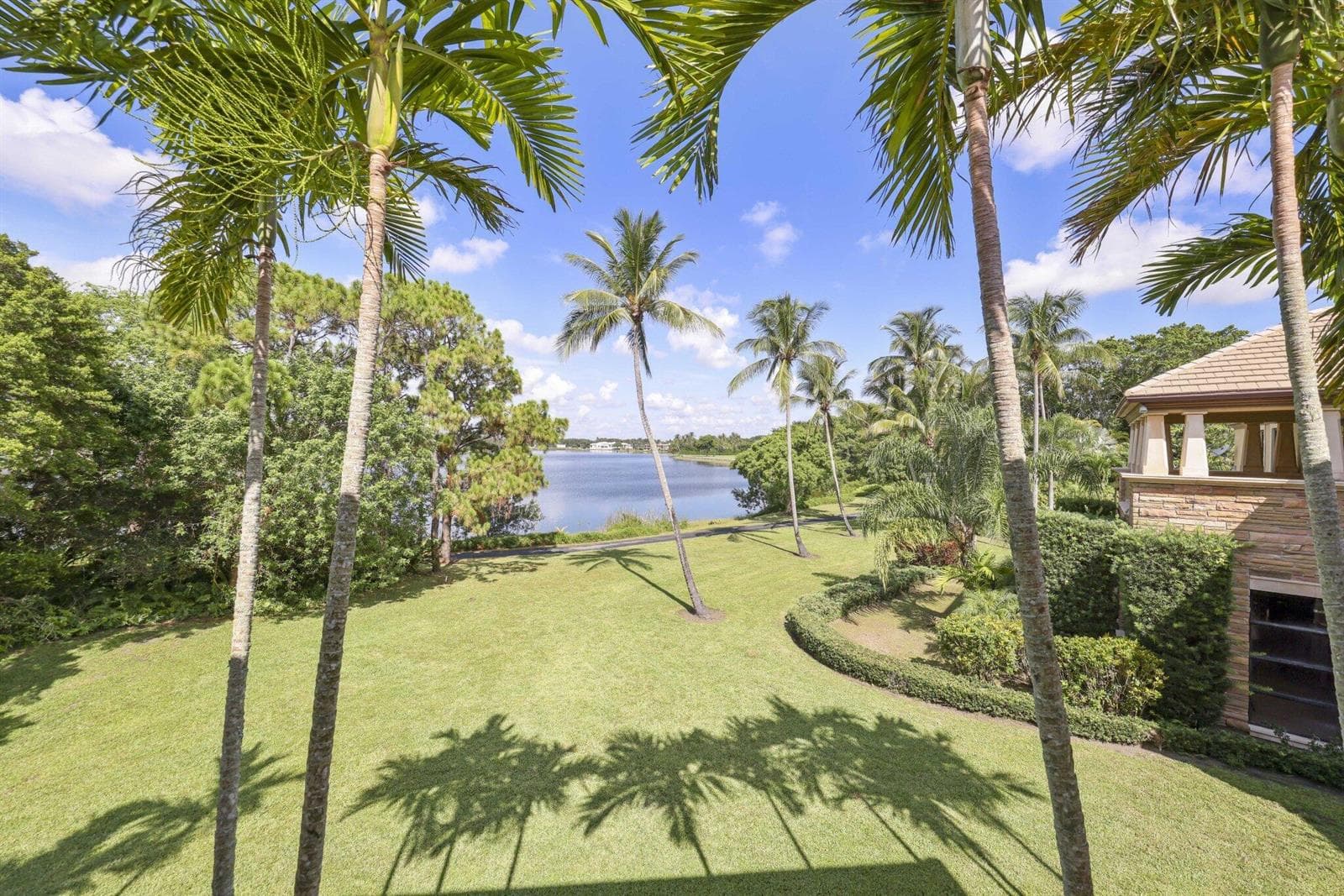 6001 Le Lac Road - 29.jpg-SMALL