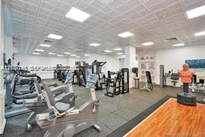 PARKER PLAZA · #307 in Hallandale Beach - Photo 43