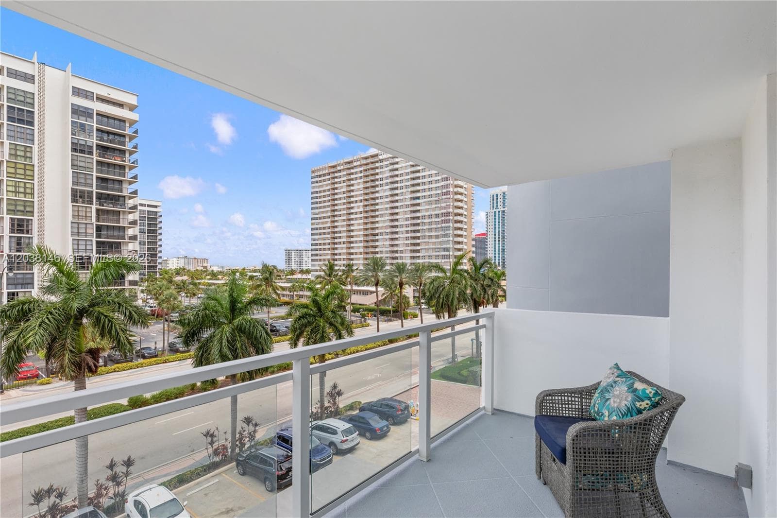 PARKER PLAZA · #307 in Hallandale Beach - Photo 24