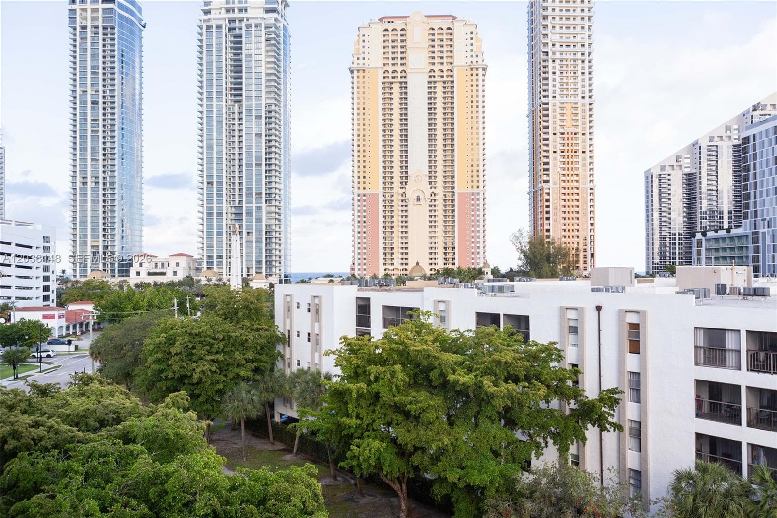 MARBELLA TOWER CONDO · #7 in Sunny Isles Beach - Photo 31