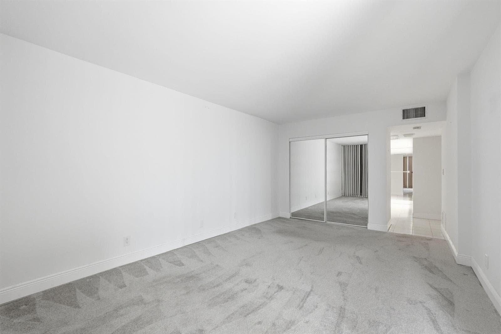 3-web-or-mls-124_Lakeshore_Dr_Unit_8280_