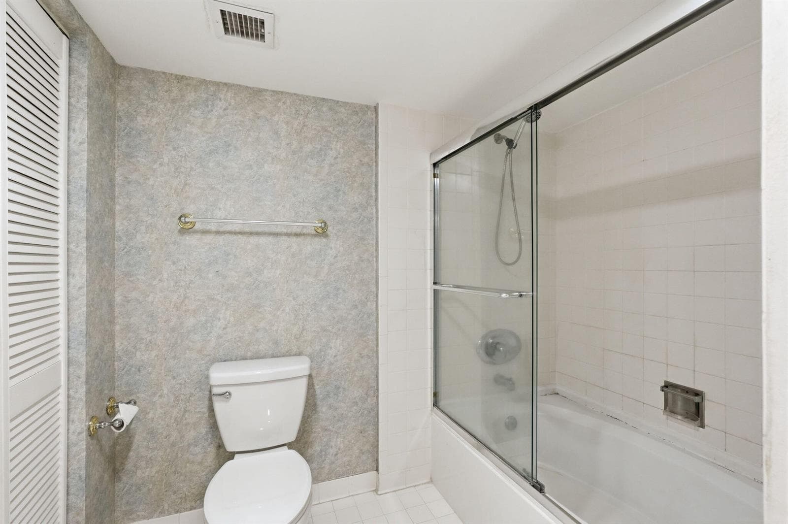 6-web-or-mls-124_Lakeshore_Dr_Unit_8280_