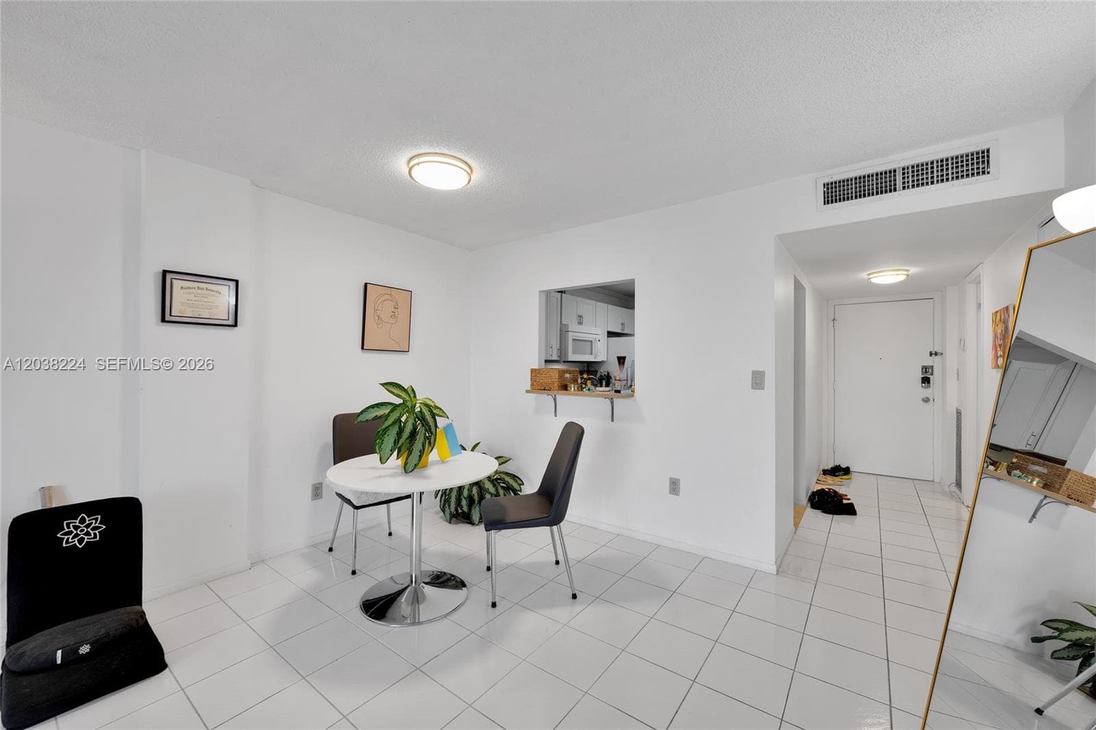 Admiral Towers · #715 in Miami Beach - Photo 6