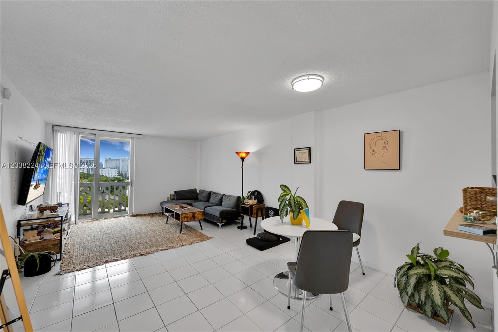 Admiral Towers · #715 in Miami Beach - Photo 3
