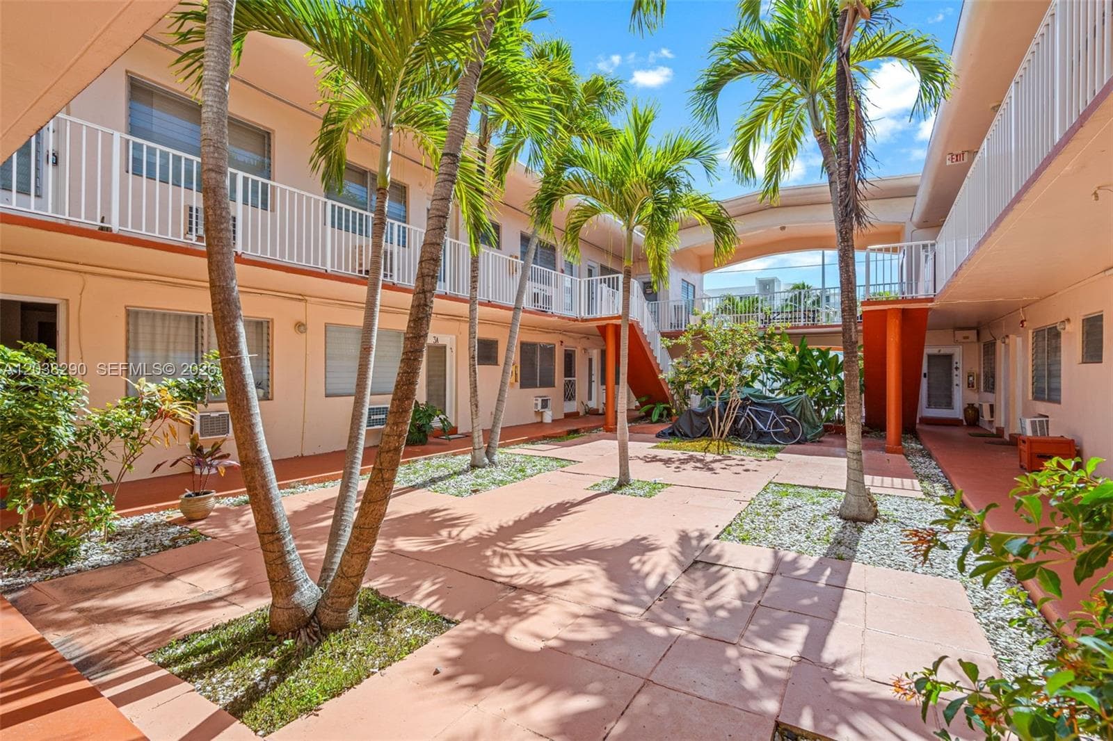 AMERICAN GARDENS CONDO · #3 in Miami Beach - Photo 2