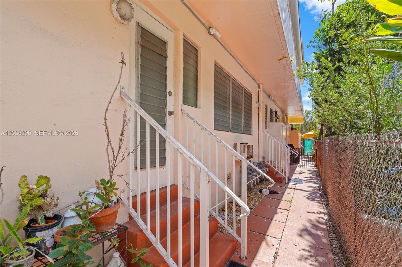 AMERICAN GARDENS CONDO · #3 in Miami Beach - Photo 3