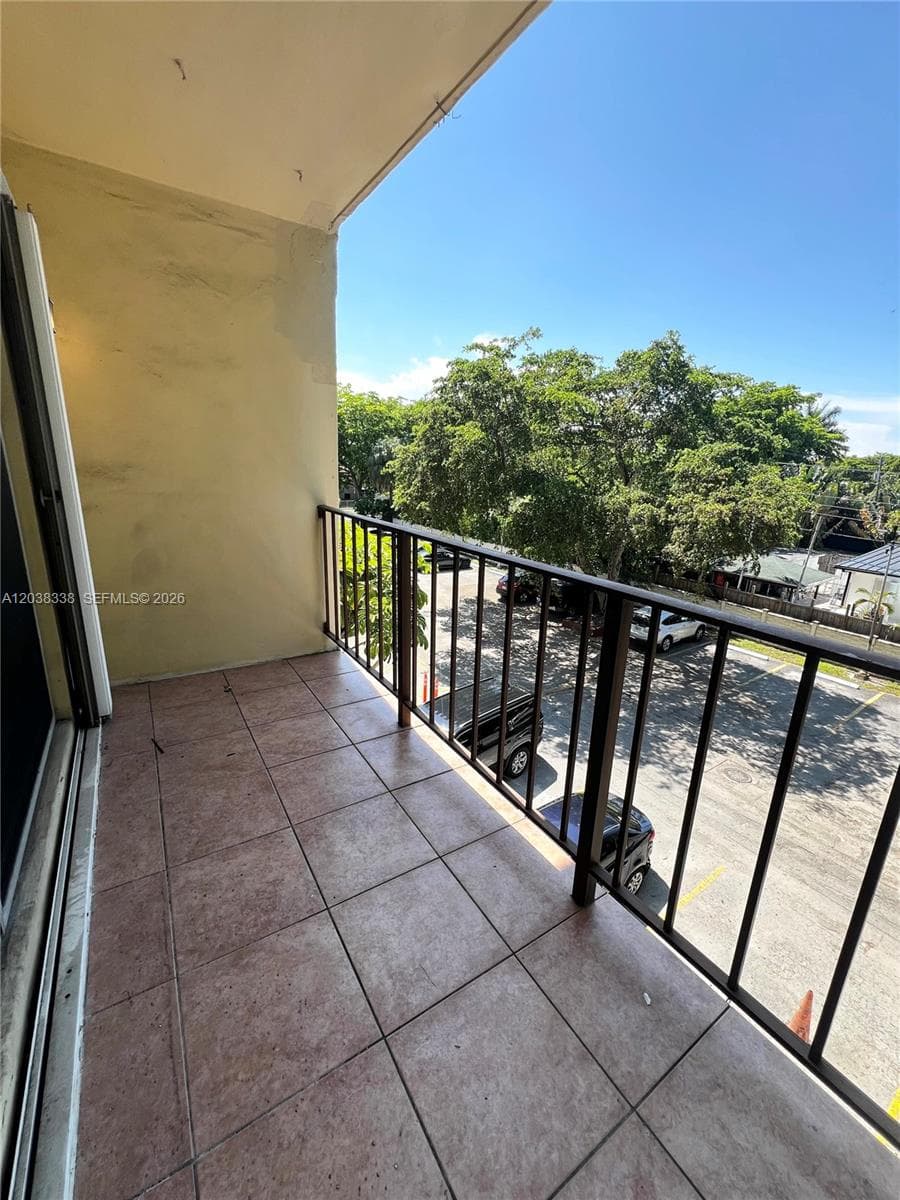 CAPRI GARDENS CONDO · #A302 in North Miami - Photo 12