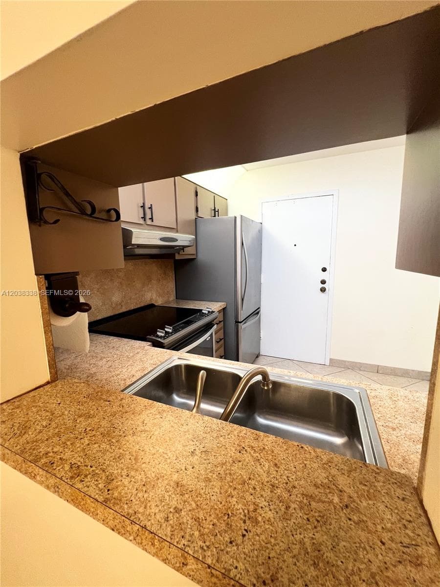CAPRI GARDENS CONDO · #A302 in North Miami - Photo 7