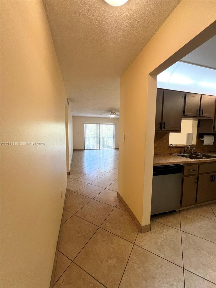 CAPRI GARDENS CONDO · #A302 in North Miami - Photo 8