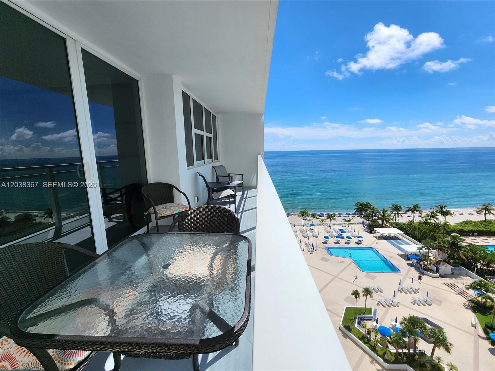 PARKER PLAZA CONDO ESTATE · #1718 in Hallandale Beach - Photo 2