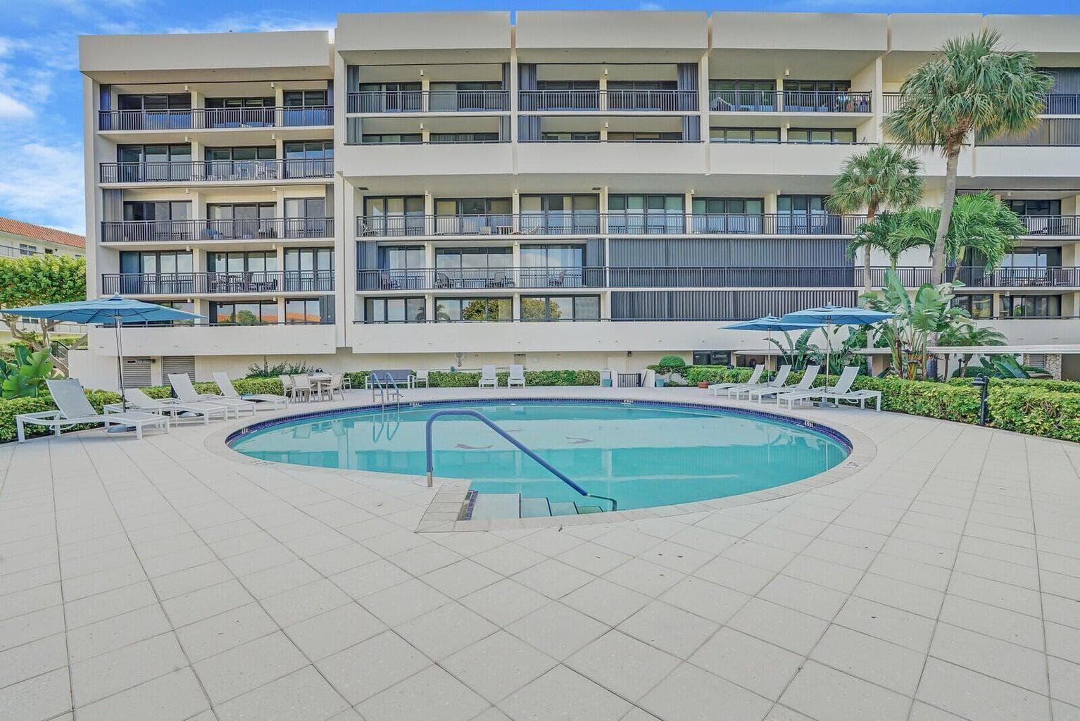 Building Pool