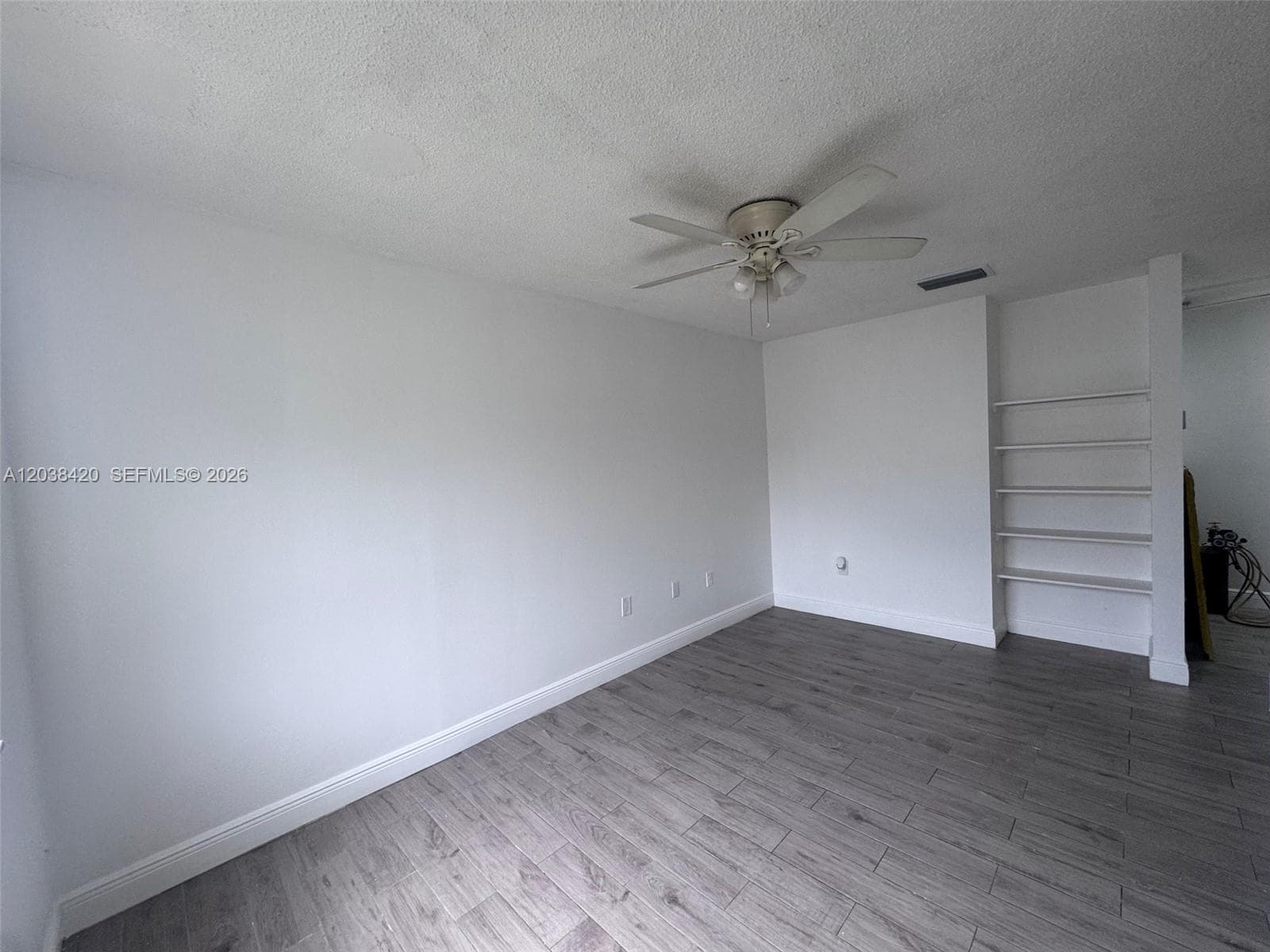 Antigua Country Club · #N-13 in Hialeah - Photo 17