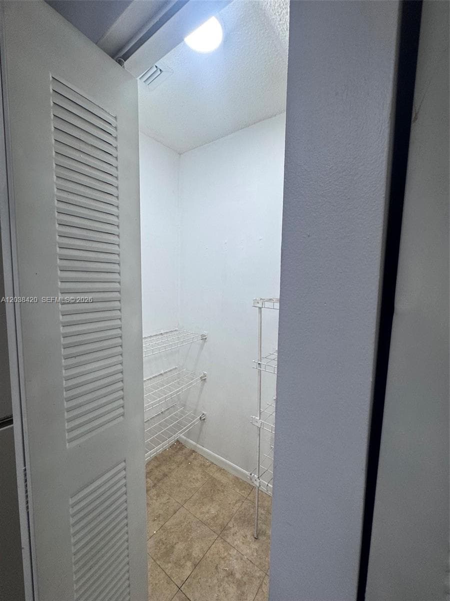 Antigua Country Club · #N-13 in Hialeah - Photo 39
