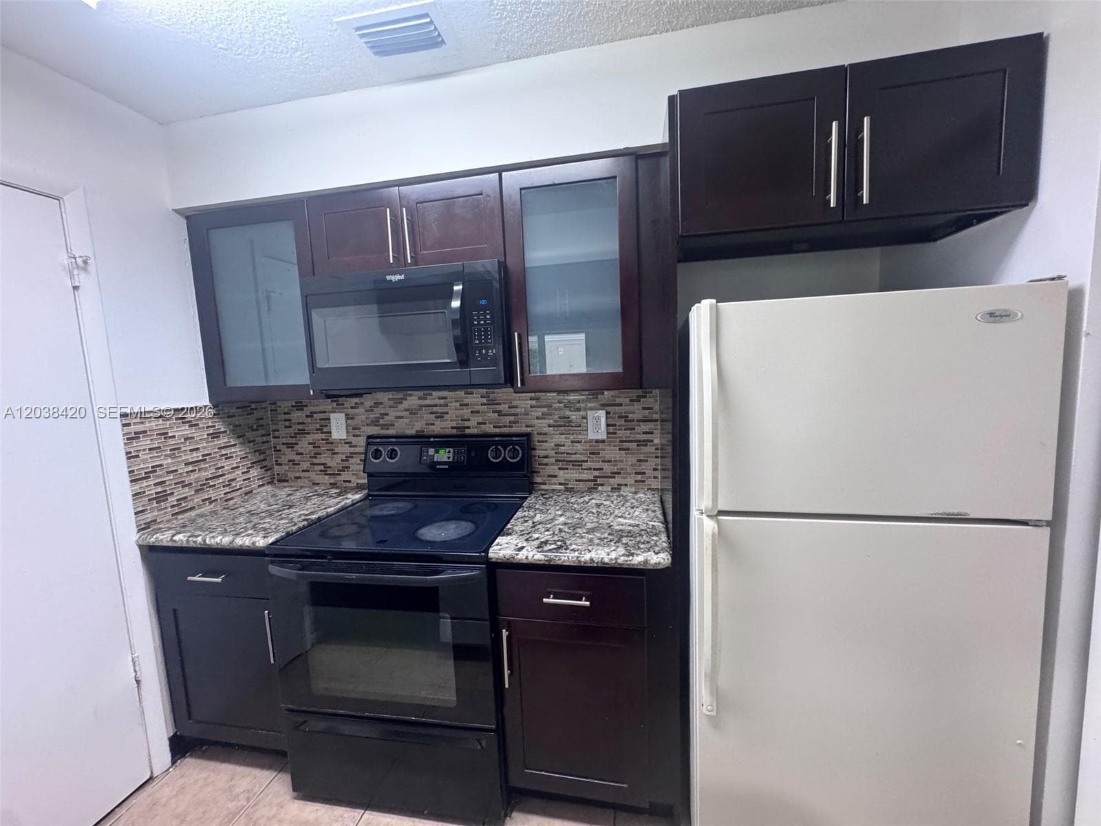 Antigua Country Club · #N-13 in Hialeah - Photo 29