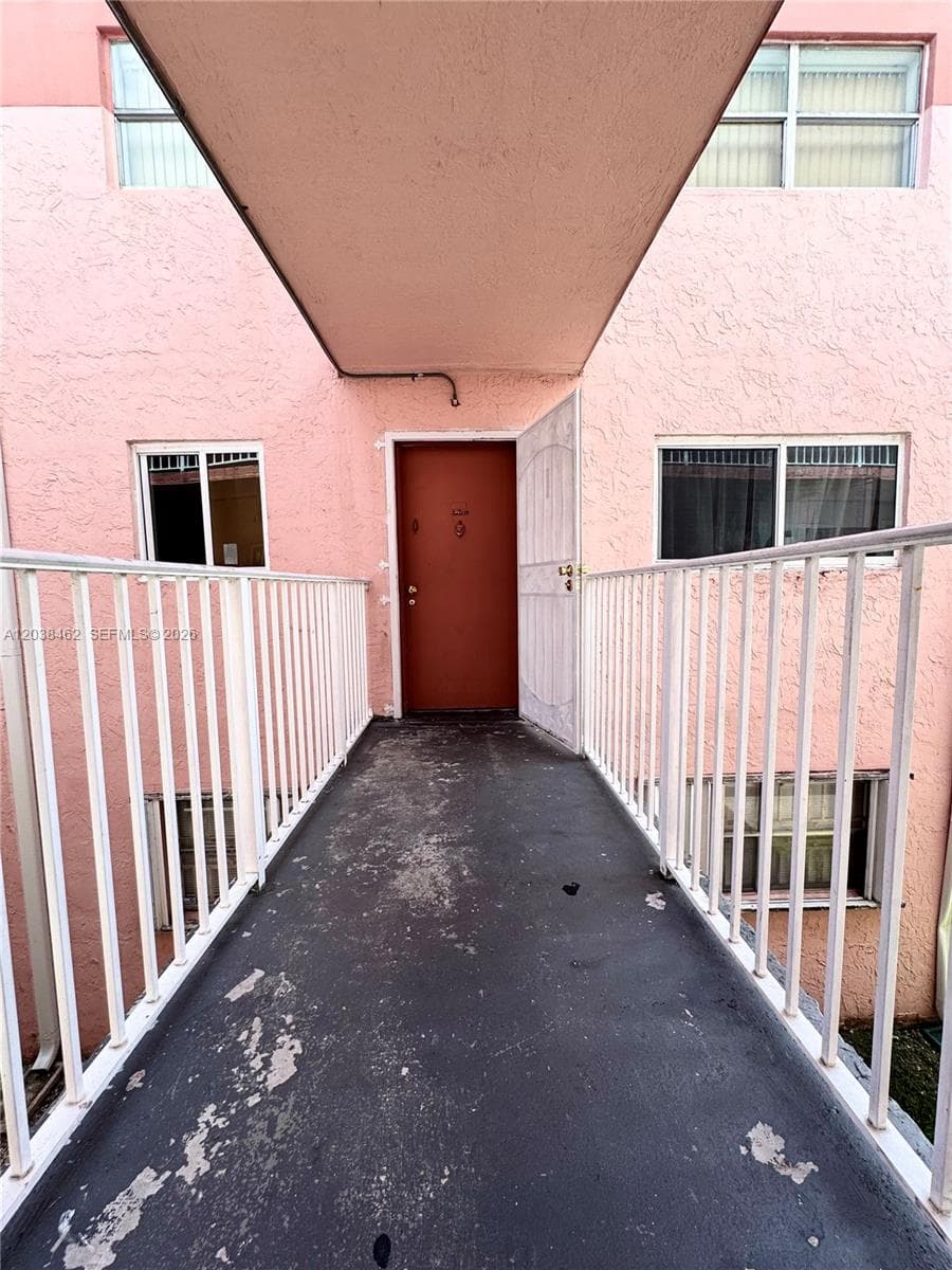 Point South Condo · #250 in Miami - Photo 9