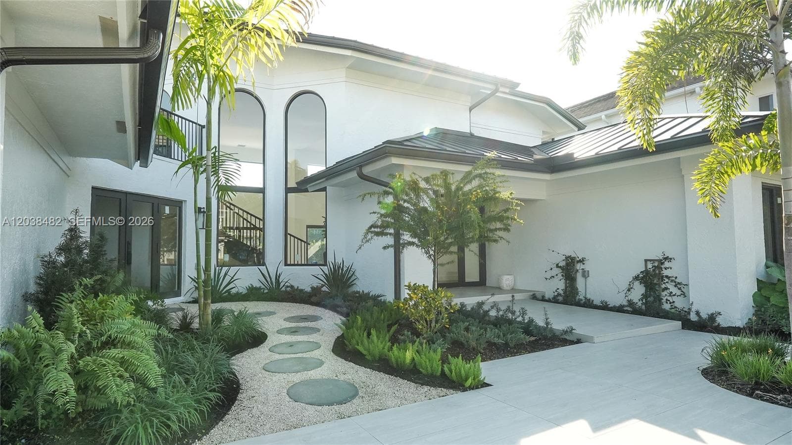7190 Valencia Dr photo 3