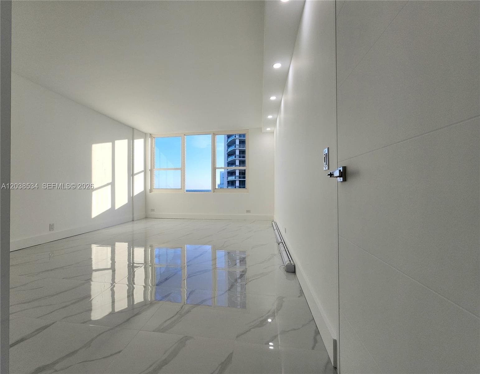 Alexander Towers · #716 in Hollywood - Photo 12