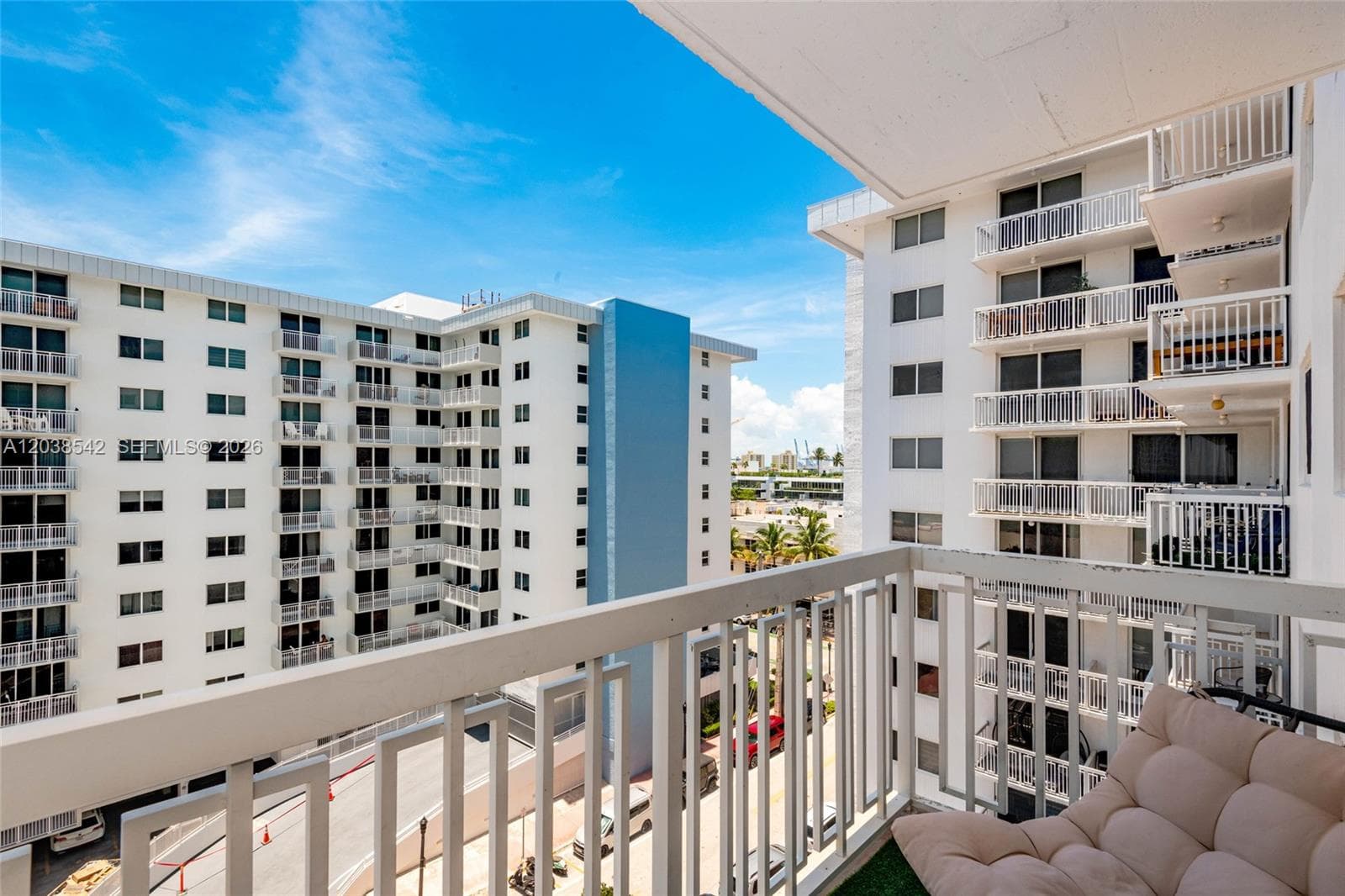 The Presidential Condo · #810 in Miami Beach - Photo 26