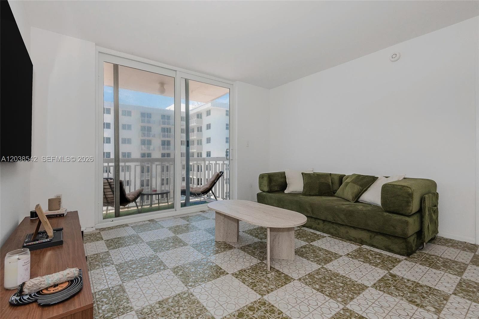 The Presidential Condo · #810 in Miami Beach - Photo 3