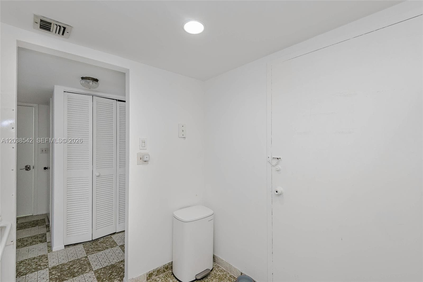 The Presidential Condo · #810 in Miami Beach - Photo 15