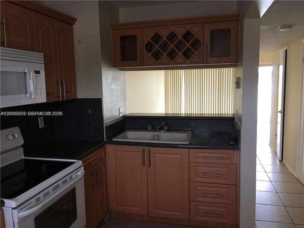 315 NW 109th Ave #207 photo 6