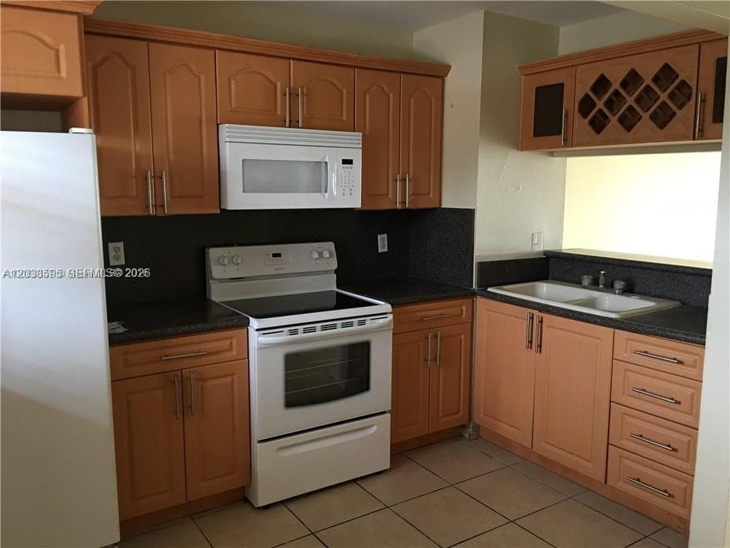 315 NW 109th Ave #207 photo 5