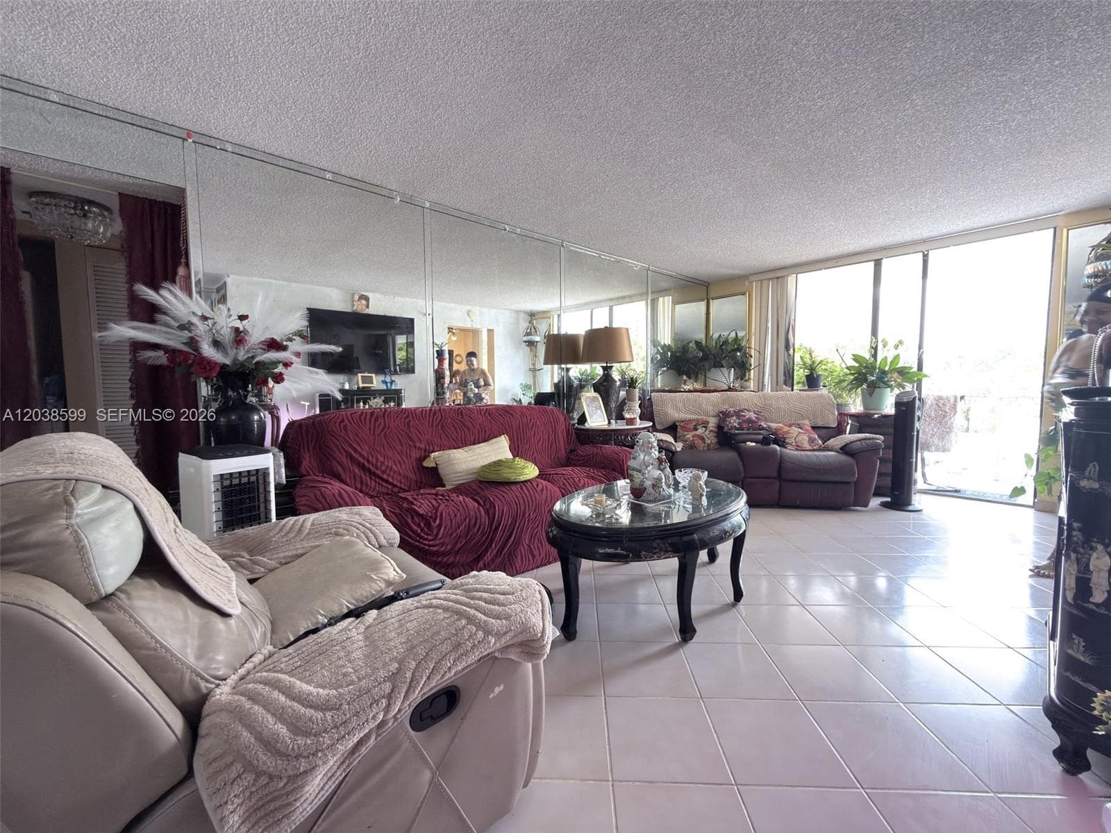 Winston Towers 600 · #M18 in Sunny Isles Beach - Photo 8