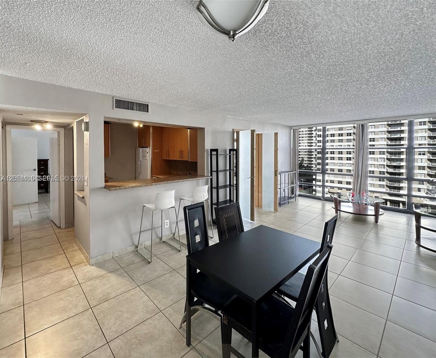 AVANT GARDE CONDO · #1004 in Hallandale Beach - Photo 4