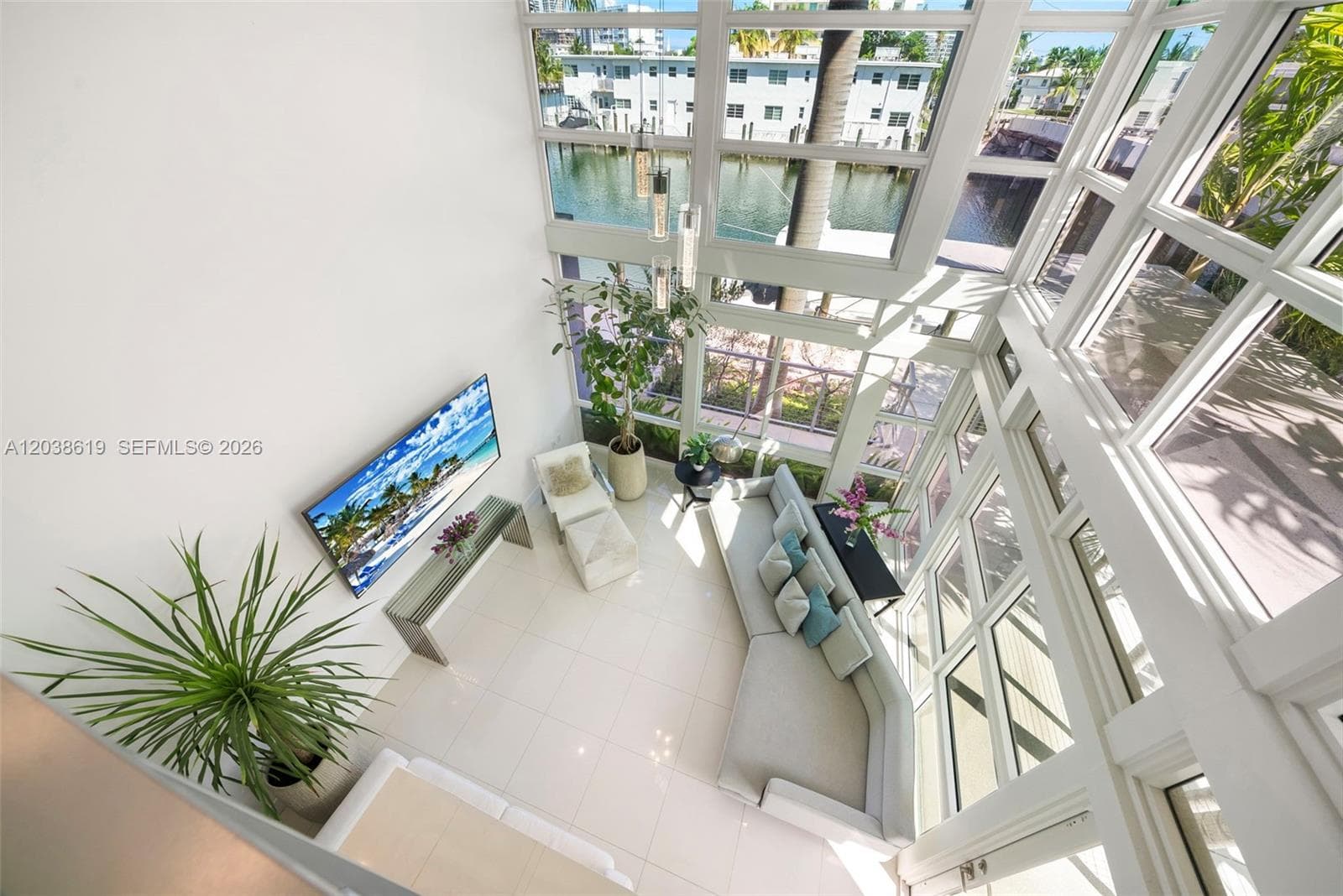 39 N Shore Dr photo 1