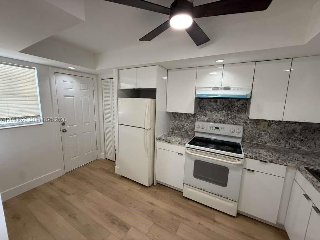 JADE WINDS GROUP DAISY · #508-2 in Miami - Photo 3