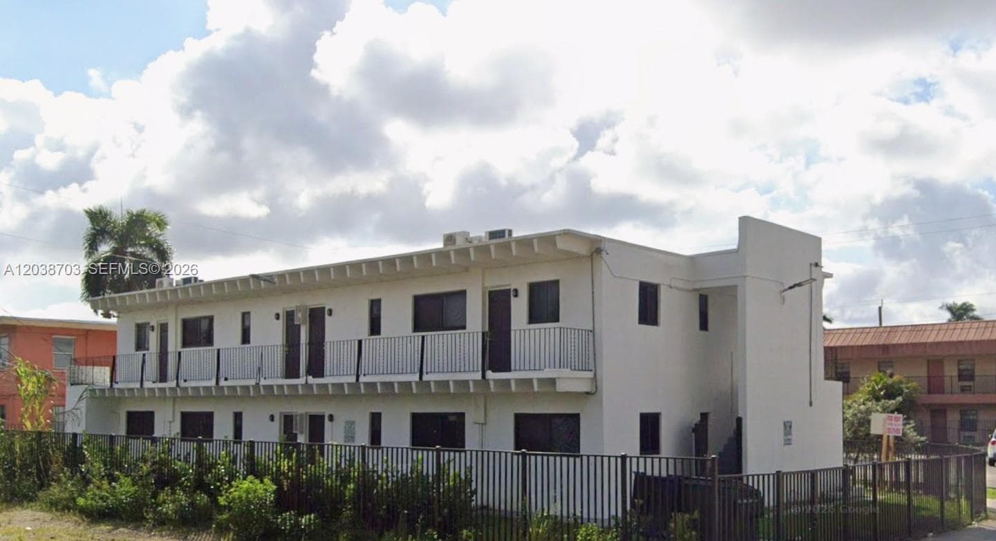 CORAL BAY MANOR · #7 in Florida City - Photo 8