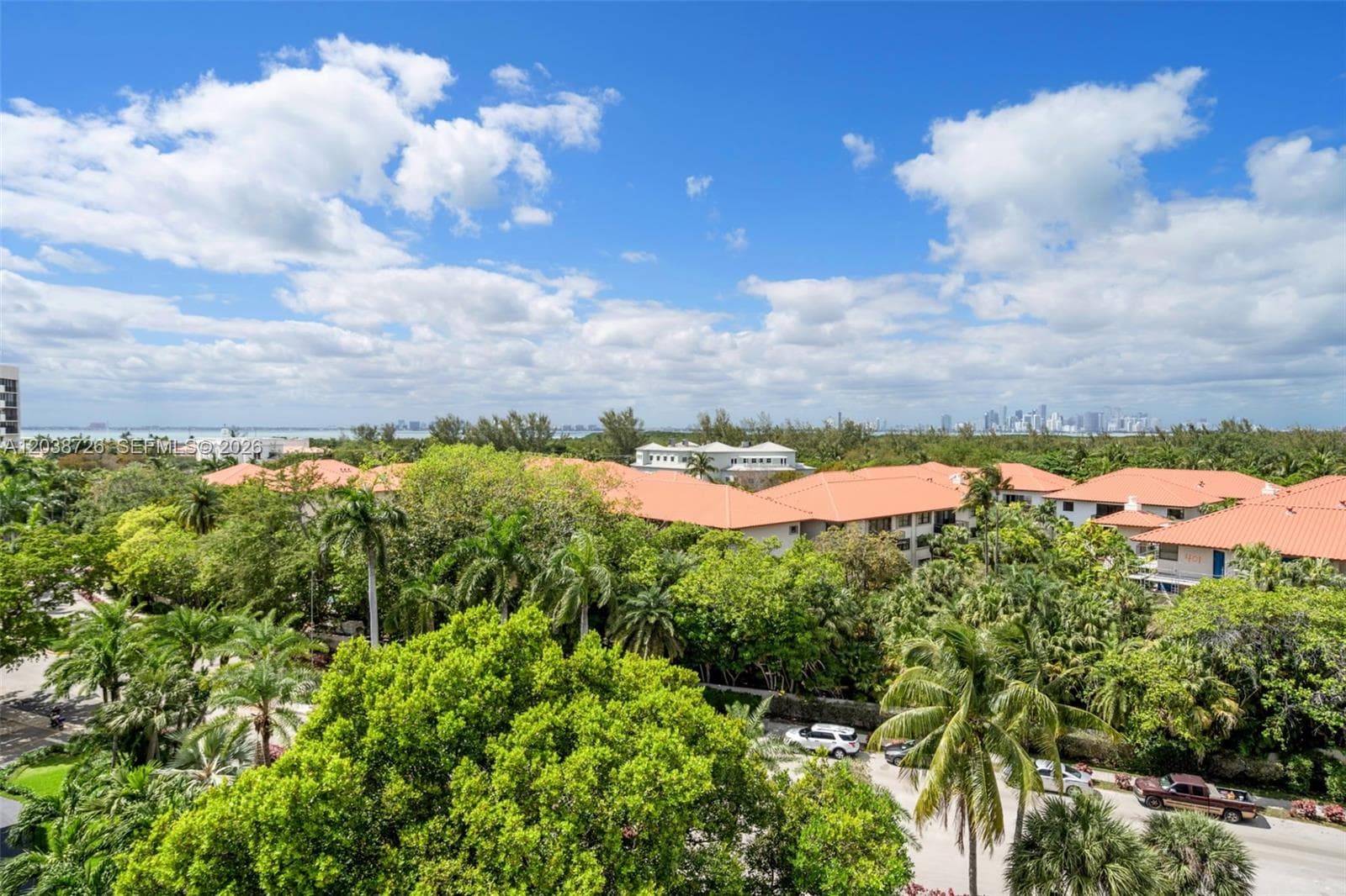 Island Breakers · #7C in Key Biscayne - Photo 5