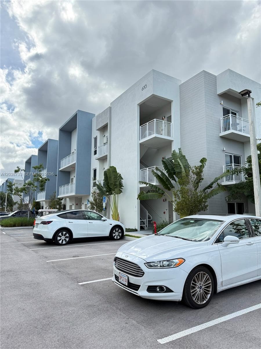 ATLANTICA · #305 in Dania Beach - Photo 4