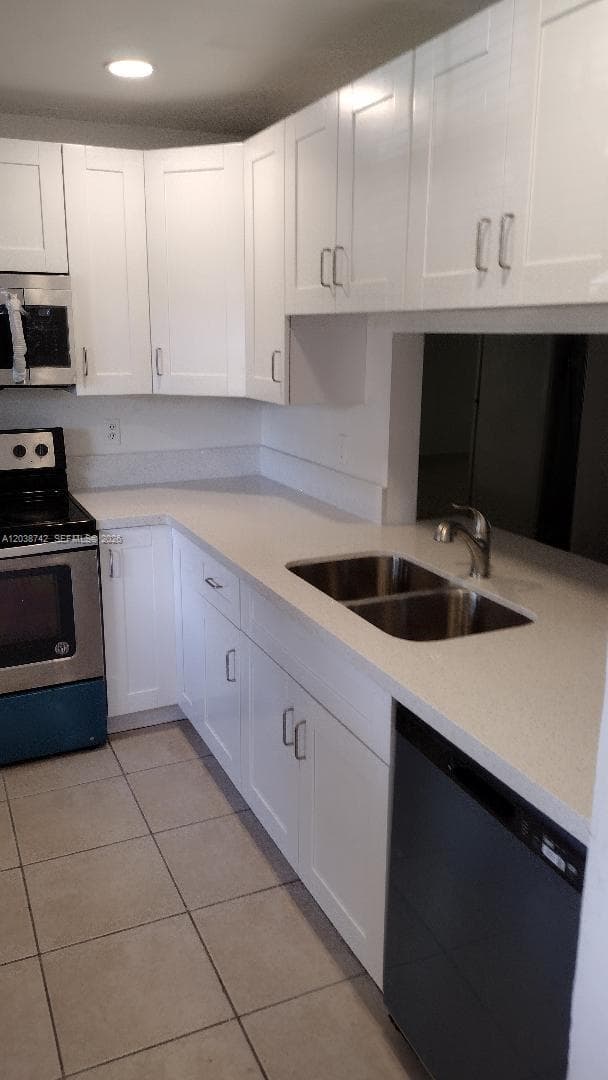 1151 NE 210th Ter #1151 photo 1