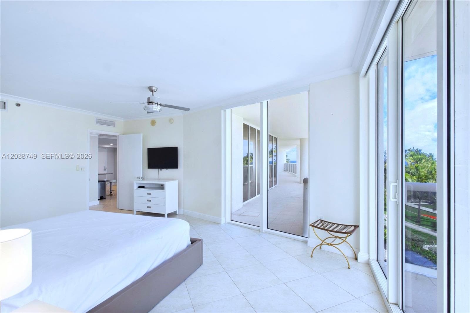 BEACH CLUB CONDO · #405 in Hallandale Beach - Photo 7