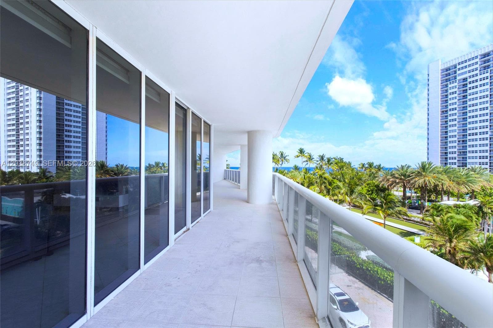 BEACH CLUB CONDO · #405 in Hallandale Beach - Photo 15